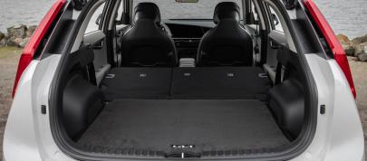 Kia Niro (2023) - picture 39 of 54
