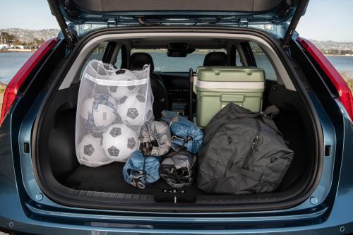 Kia Niro (2023) - picture 40 of 54