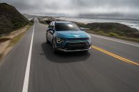 Kia Niro (2023) - picture 13 of 54
