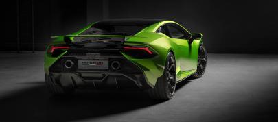 Lamborghini Huracan Tecnica (2023) - picture 7 of 52