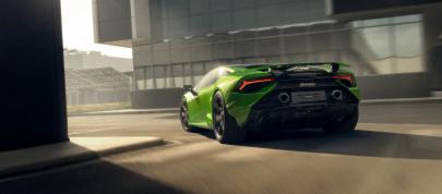 Lamborghini Huracan Tecnica (2023) - picture 23 of 52
