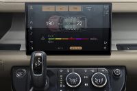 Land Rover Defender 130 (2023)