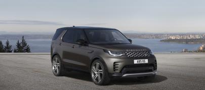 Land Rover Discovery Metropolitan Edition (2023) - picture 7 of 12