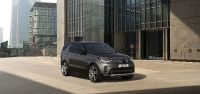 Land Rover Discovery Metropolitan Edition (2023) - picture 3 of 12