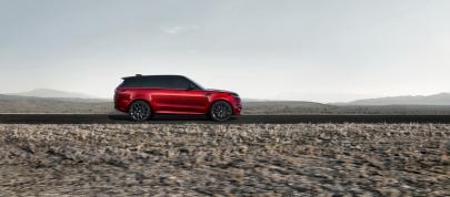 Land Rover Range Rover Sport (2023) - picture 12 of 47