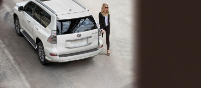 Lexus GX 460 Black Line Special Edition (2023) - picture 4 of 6