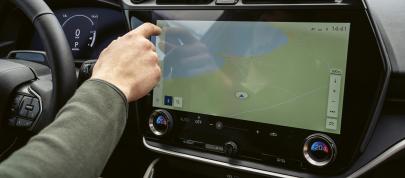 Lexus RZ 450e (2023) - picture 15 of 19