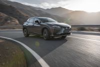 Lexus RZ 450e (2023) - picture 5 of 19