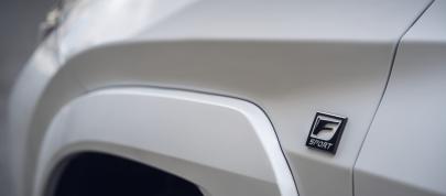 Lexus UXH (2023) - picture 31 of 66