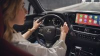 Lexus UXH (2023)