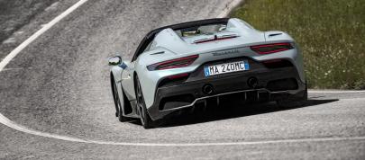 Maserati MC20 Cielo (2023) - picture 4 of 98