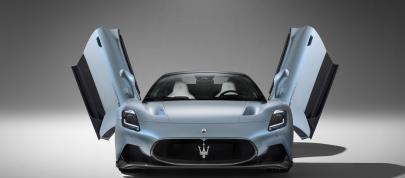 Maserati MC20 Cielo (2023) - picture 63 of 98