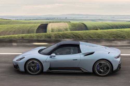 Maserati MC20 Cielo (2023) - picture 9 of 98