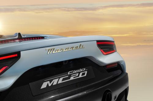 Maserati MC20 Cielo (2023) - picture 17 of 98
