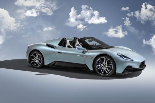 Maserati MC20 Cielo (2023) - picture 40 of 98