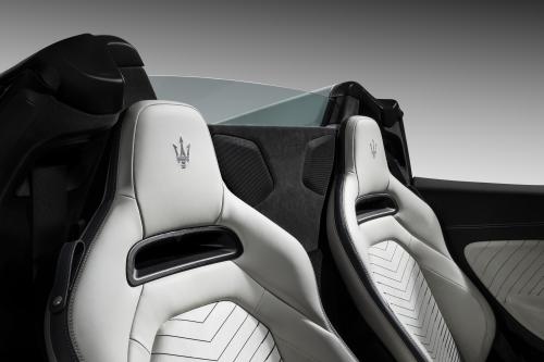 Maserati MC20 Cielo (2023) - picture 81 of 98