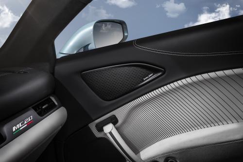 Maserati MC20 Cielo (2023) - picture 89 of 98