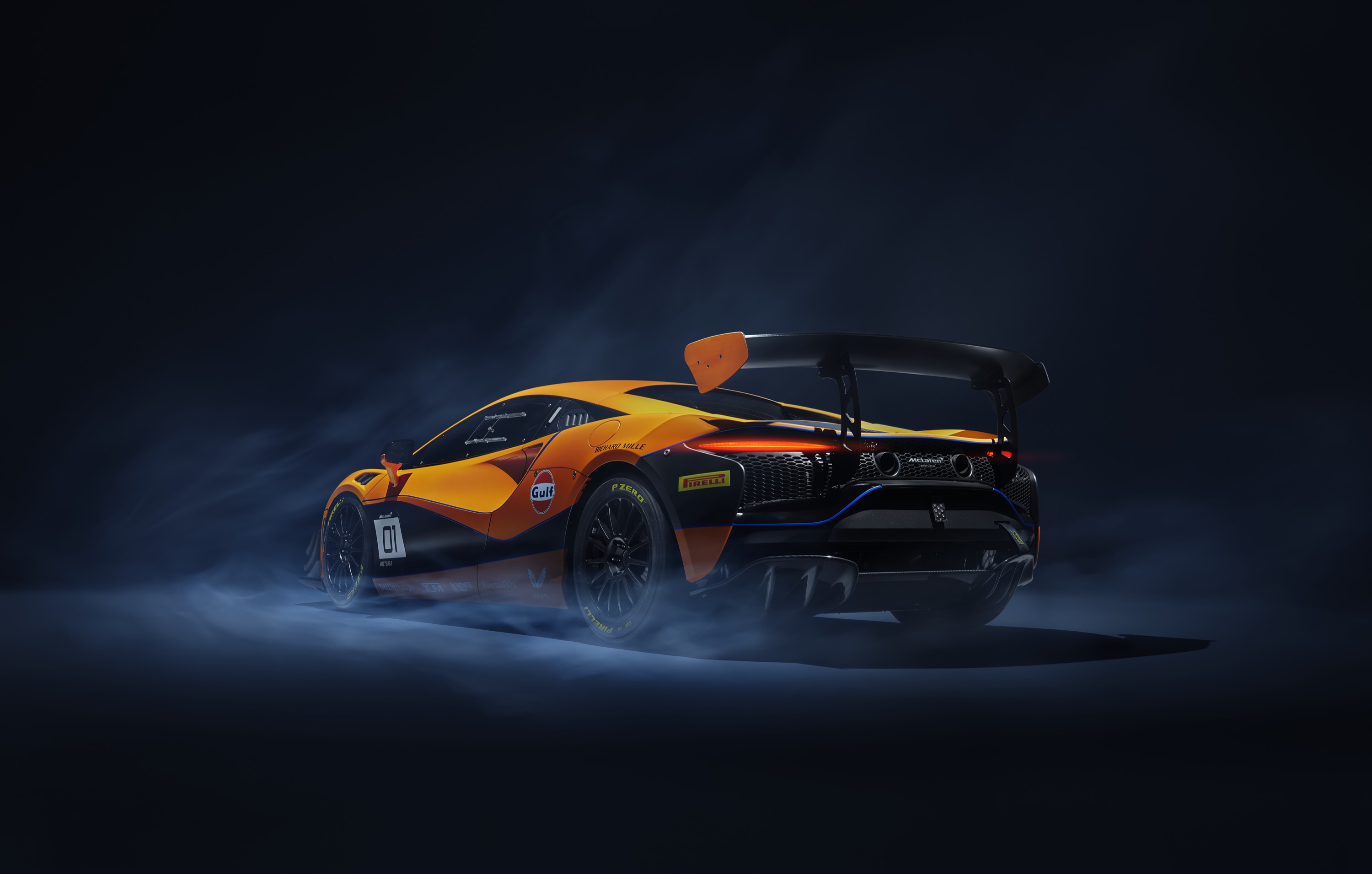 McLaren Artura Trophy Racecar