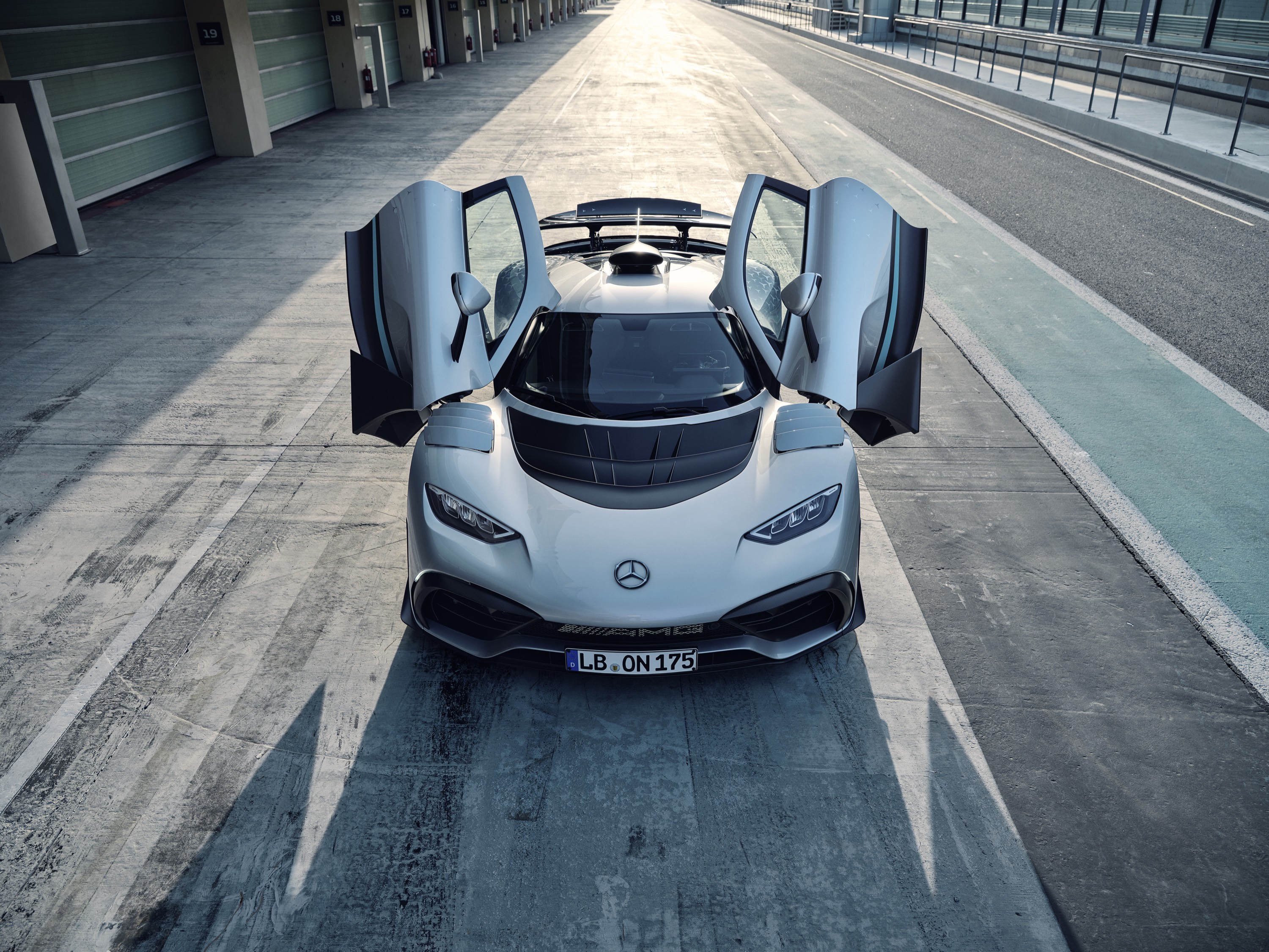 Mercedes-Benz AMG ONE