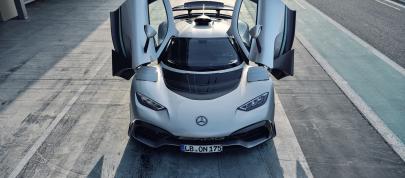 Mercedes-Benz AMG ONE (2023) - picture 4 of 78
