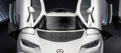 Mercedes-Benz AMG ONE (2023) - picture 39 of 78