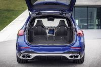 Mercedes-Benz C43 AMG Estate (2023) - picture 26 of 34