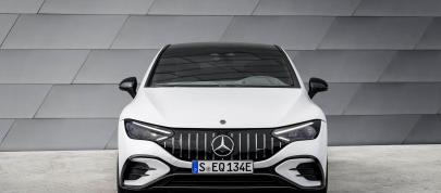 Mercedes-Benz EQE 53 AMG (2023) - picture 15 of 30