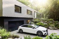 Mercedes-Benz EQE 53 AMG (2023) - picture 4 of 30