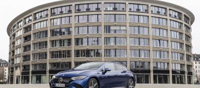 Mercedes-Benz EQE (2023) - picture 4 of 80