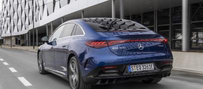 Mercedes-Benz EQE (2023) - picture 15 of 80