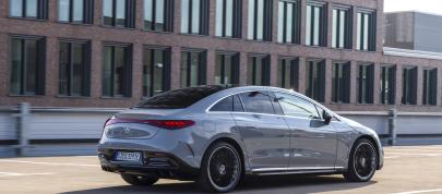 Mercedes-Benz EQE (2023) - picture 55 of 80