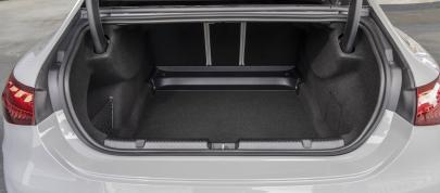 Mercedes-Benz EQE (2023) - picture 63 of 80