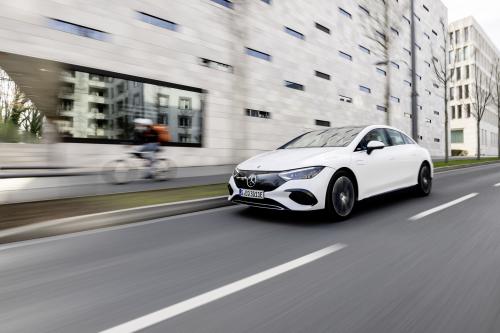 Mercedes-Benz EQE (2023) - picture 24 of 80