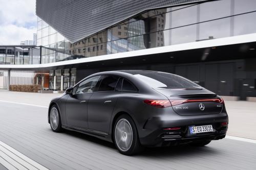 Mercedes-Benz EQE (2023) - picture 40 of 80