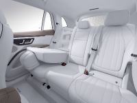 Mercedes-Benz EQS SUV (2023)