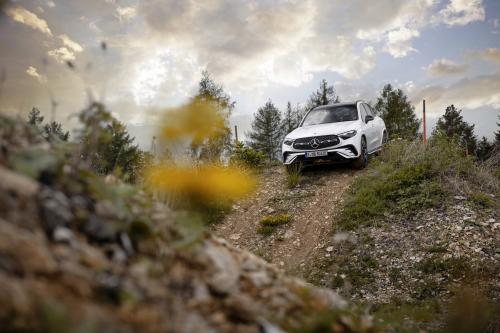 Mercedes-Benz GLC (2023) - picture 16 of 94