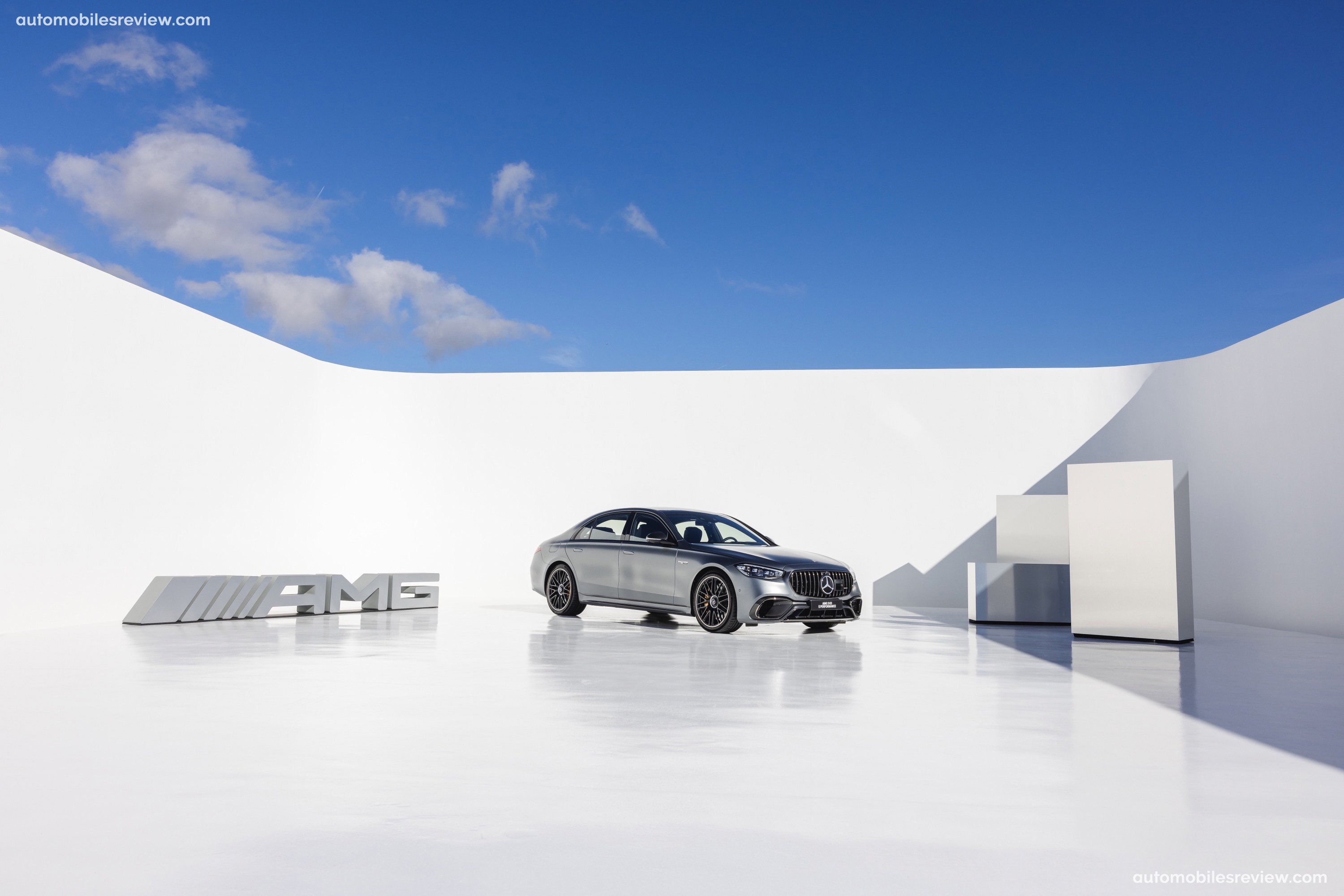 Mercedes-Benz S63 AMG E Performance