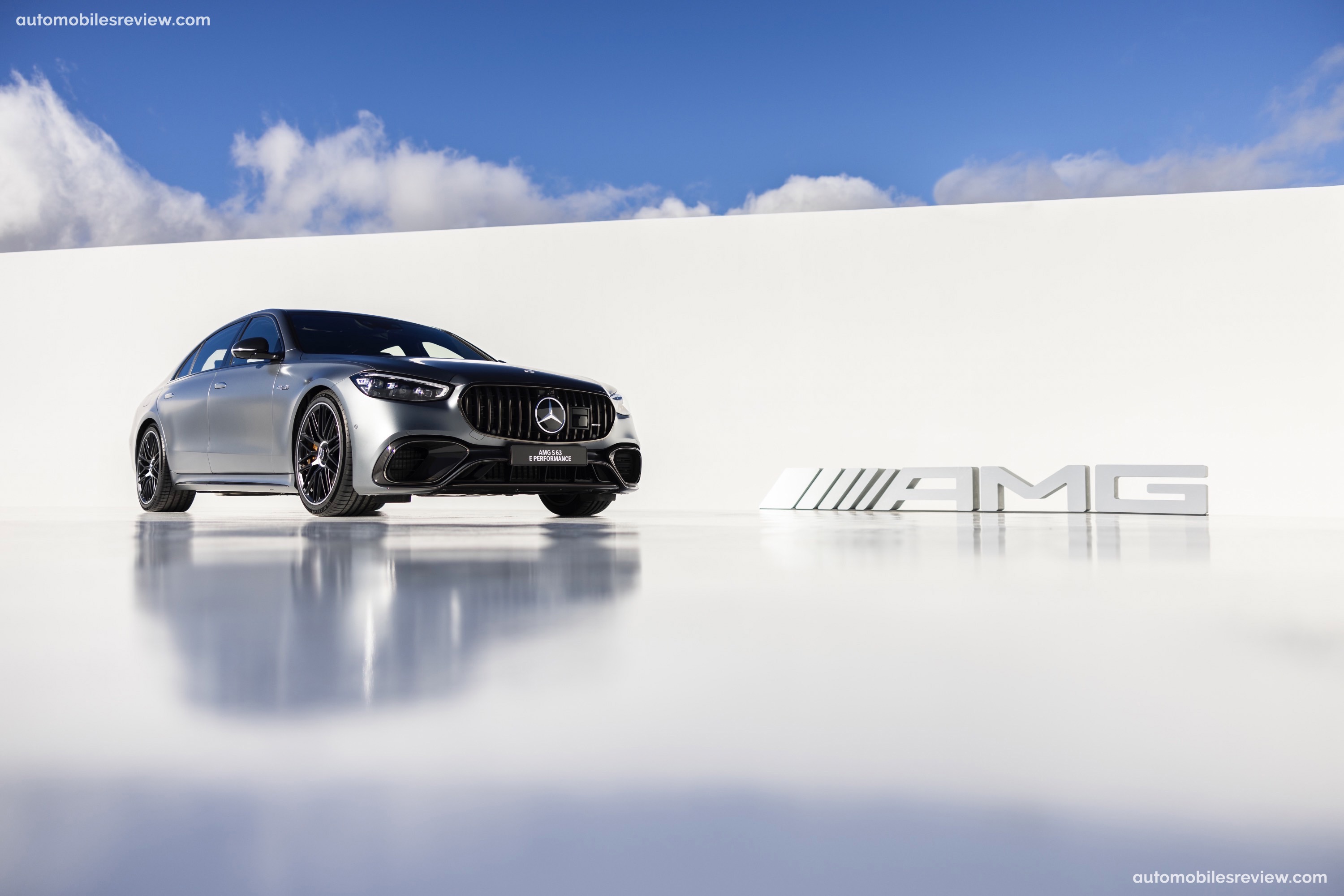 Mercedes-Benz S63 AMG E Performance