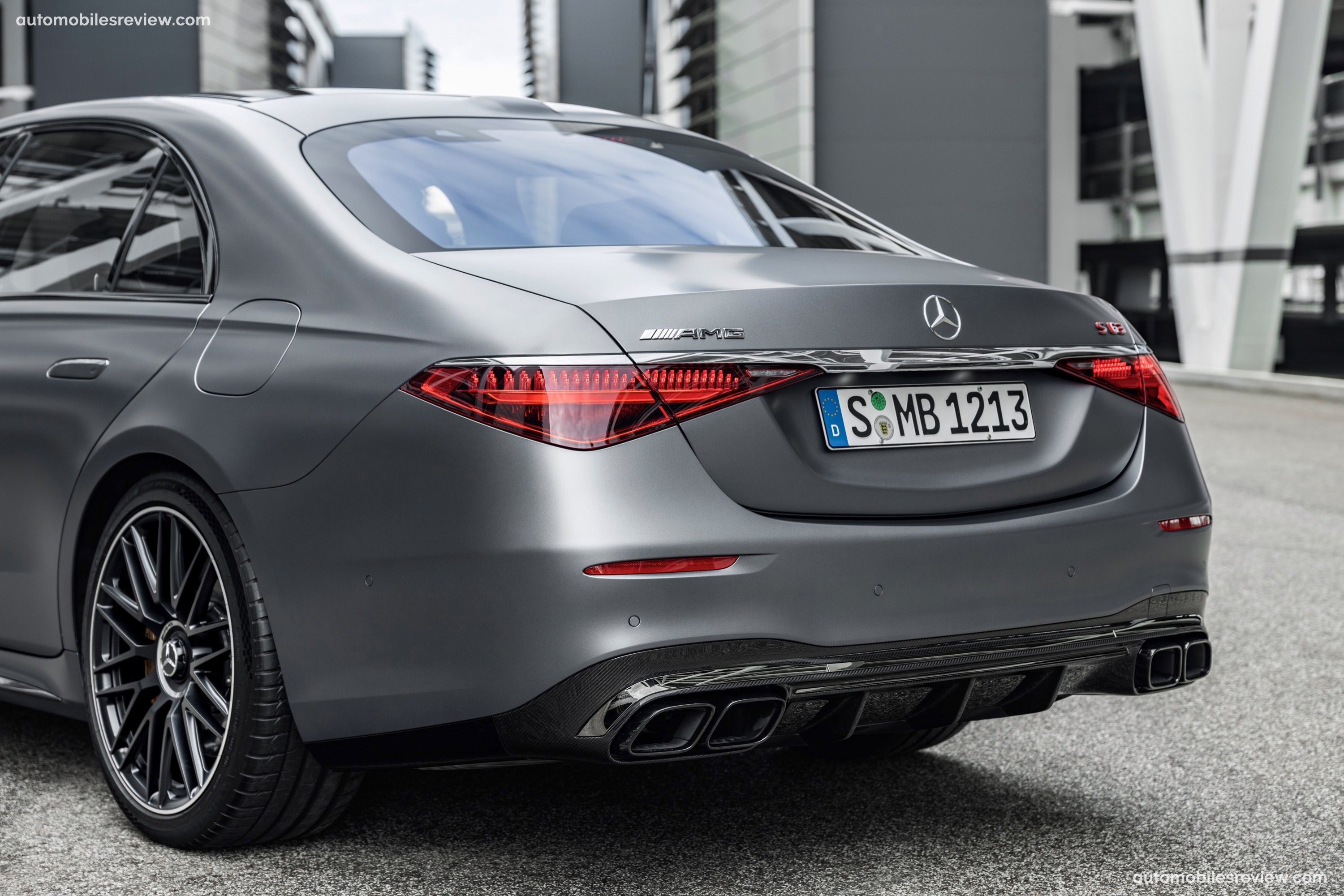 Mercedes-Benz S63 AMG E Performance