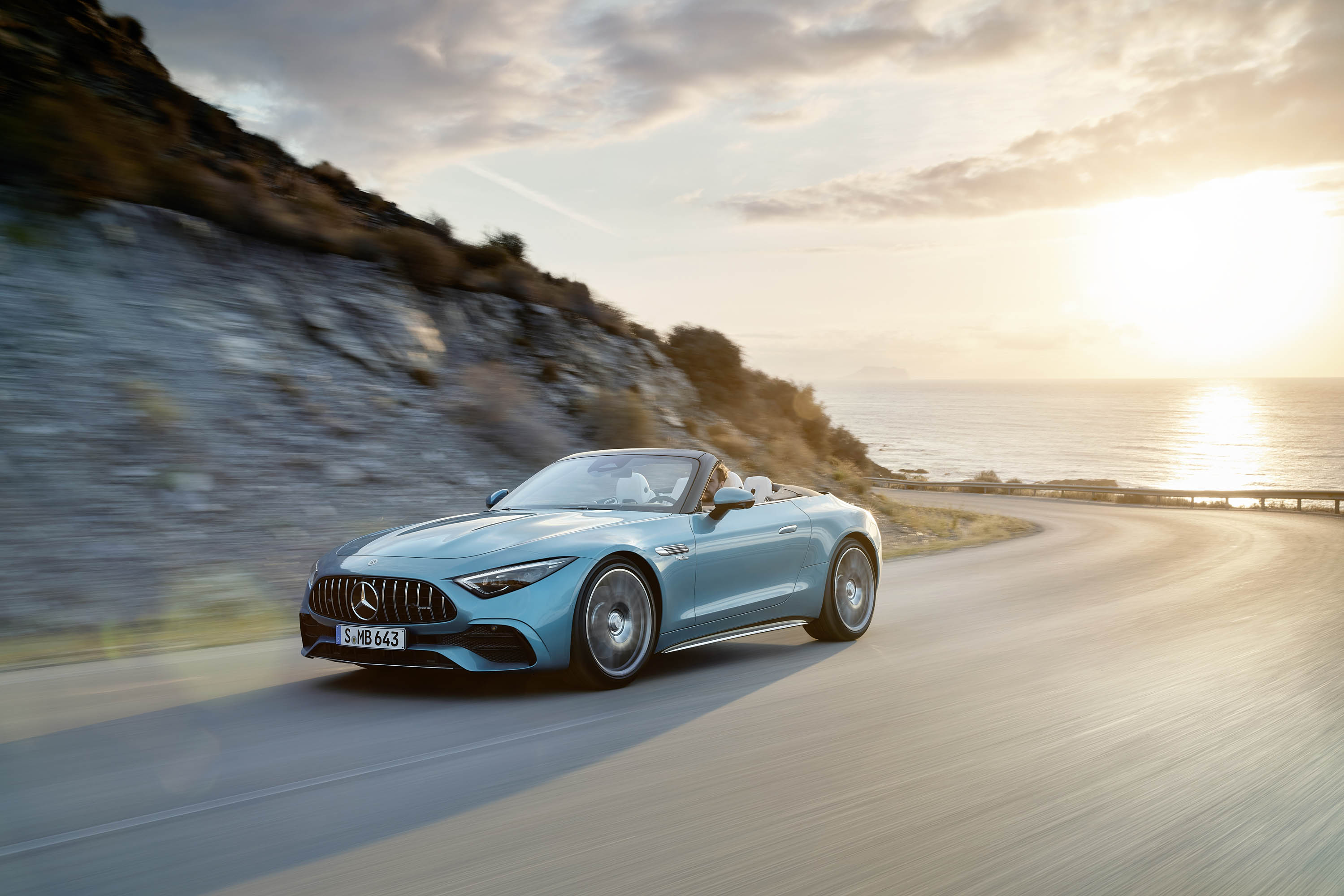 MercedesBenz SL 43 AMG (2023) picture 5 of 43