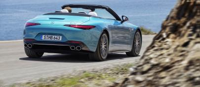  Mercedes-Benz SL 43 AMG (2023) - picture 12 of 43