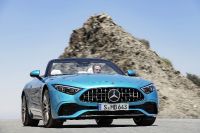  Mercedes-Benz SL 43 AMG (2023) - picture 8 of 43