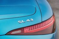  Mercedes-Benz SL 43 AMG (2023) - picture 34 of 43