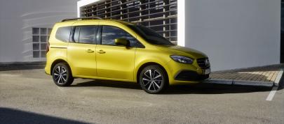 Mercedes-Benz T-Class (2023) - picture 12 of 73