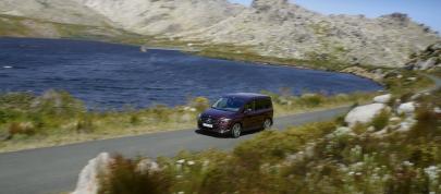 Mercedes-Benz T-Class (2023) - picture 47 of 73