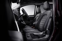 Mercedes-Benz T-Class (2023)