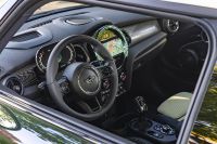 Mini Cooper S Hardtop 2 Door Resolute Edition (2023) - picture 51 of 58