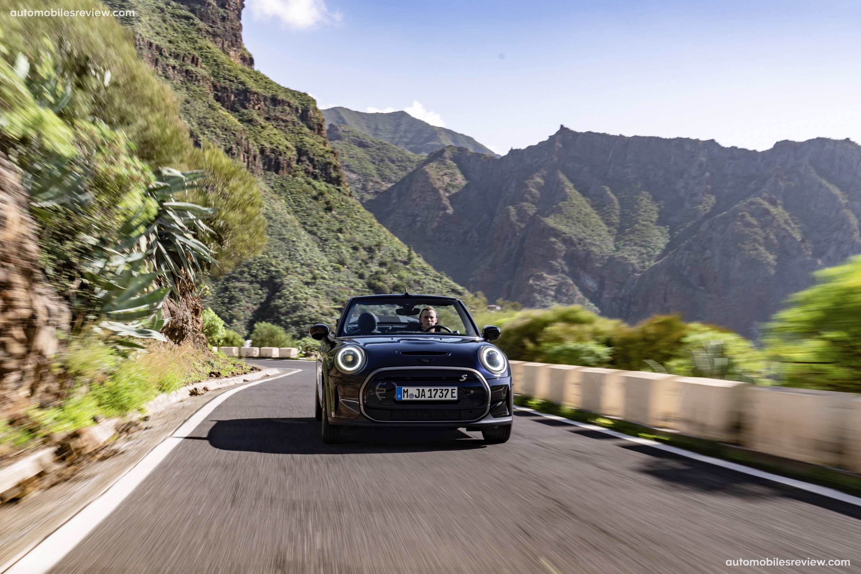 Mini Cooper SE Convertible