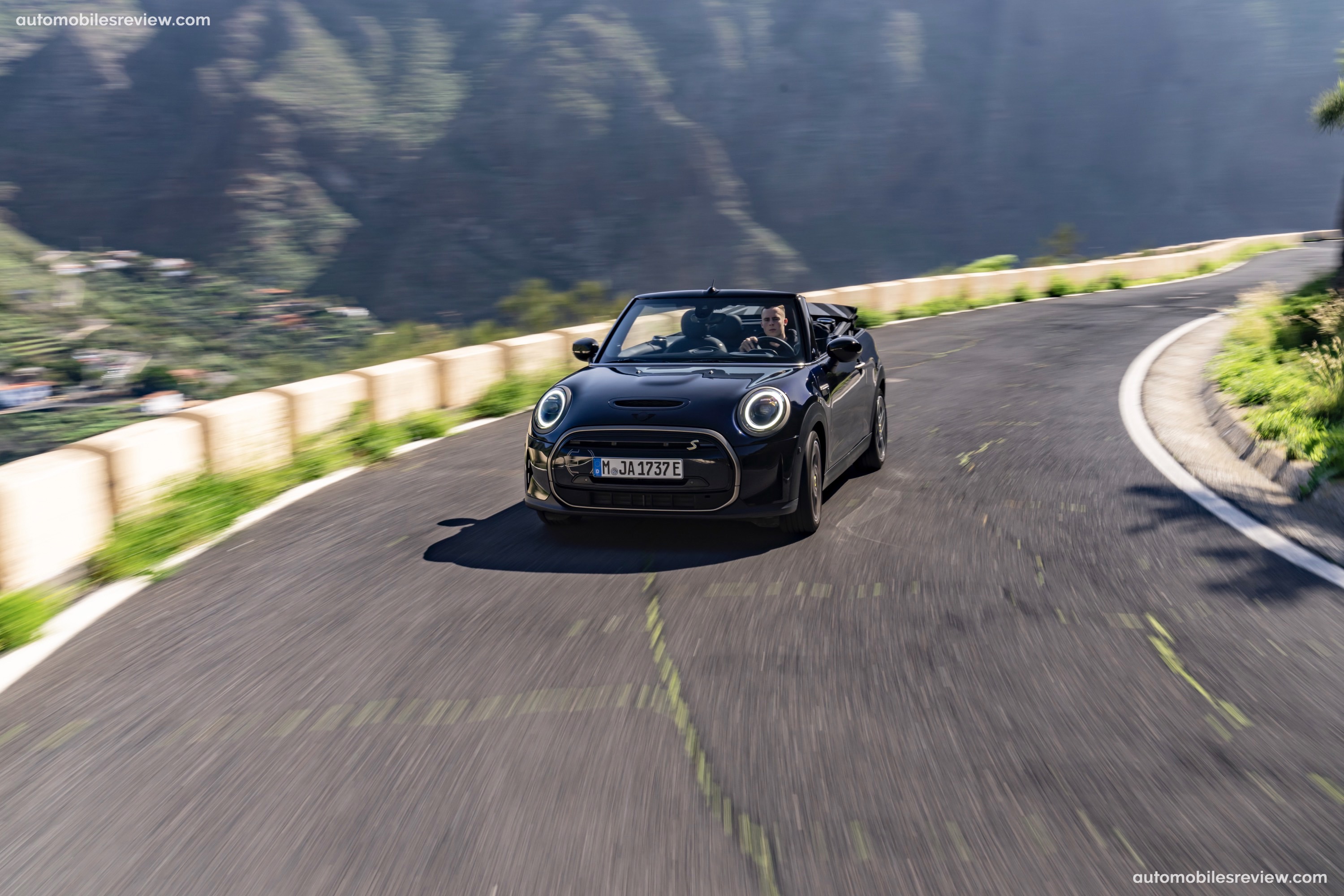 Mini Cooper SE Convertible