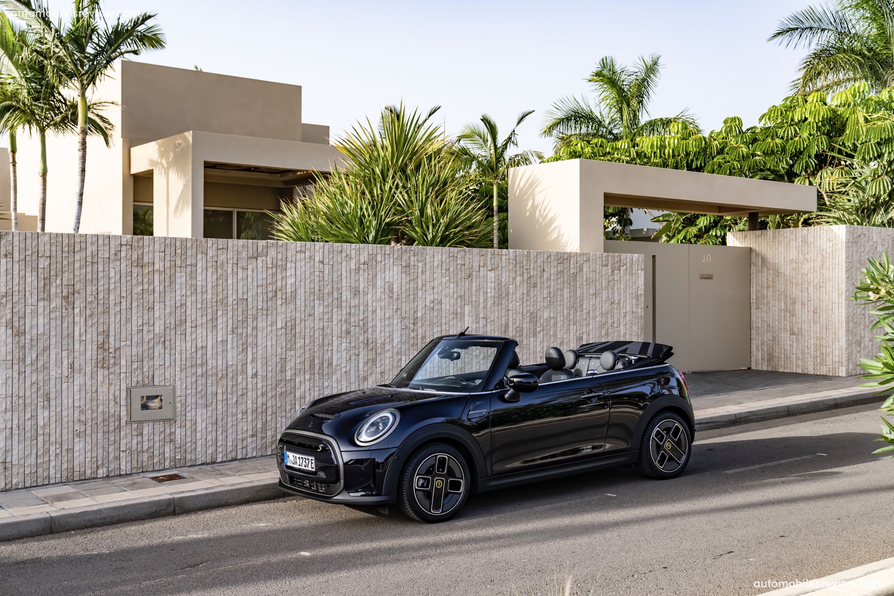 Mini Cooper SE Convertible